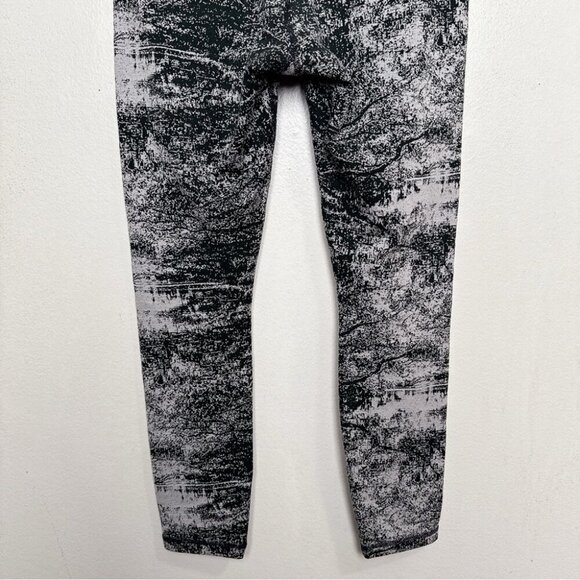 Athleta Womens S Elation Glades High-Rise 7/8 Tight Leggings in Textured Gray - Picture 13 of 14